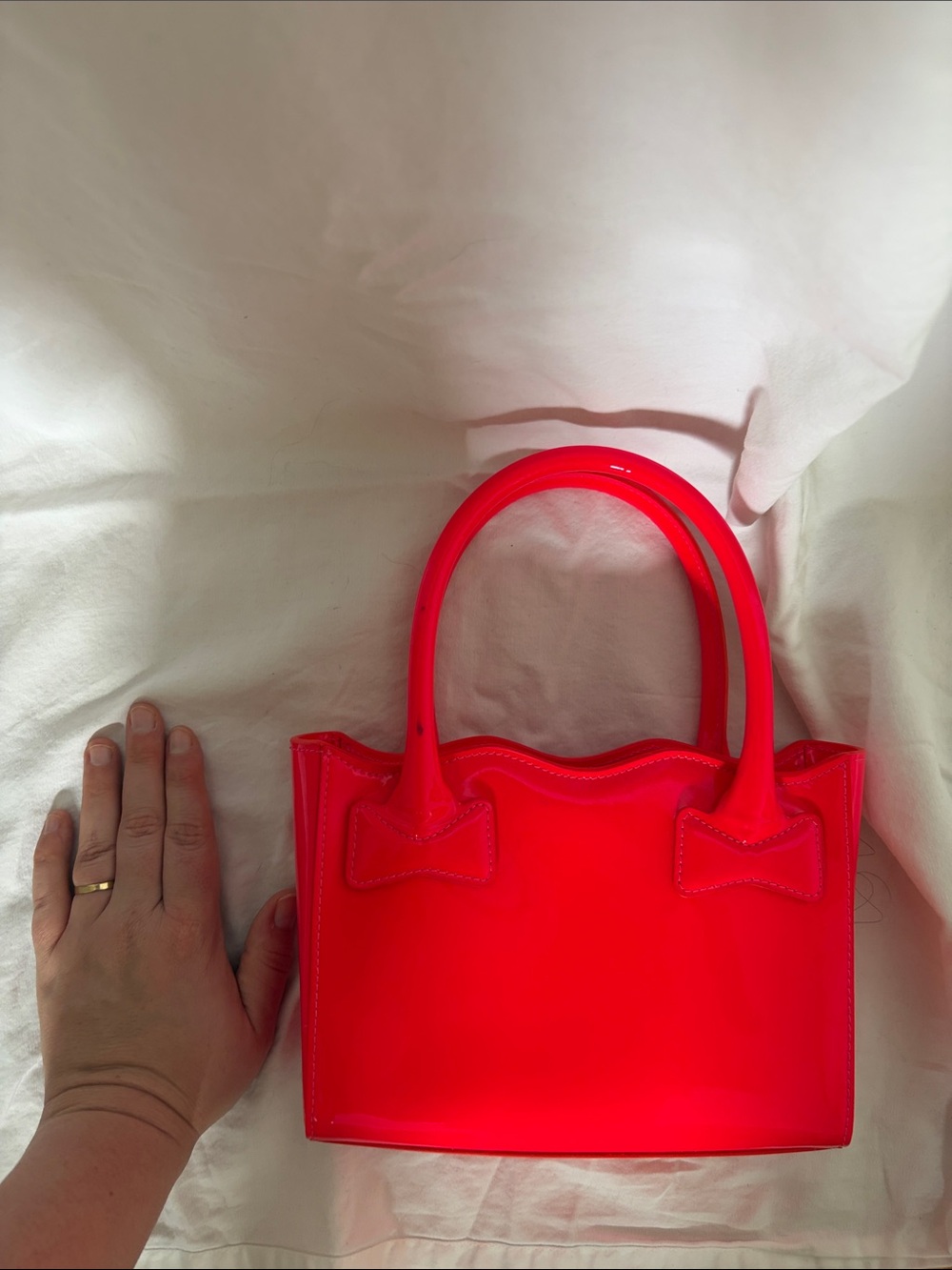 Neon pink Mach & Mach handbag - Picture 4 of 4